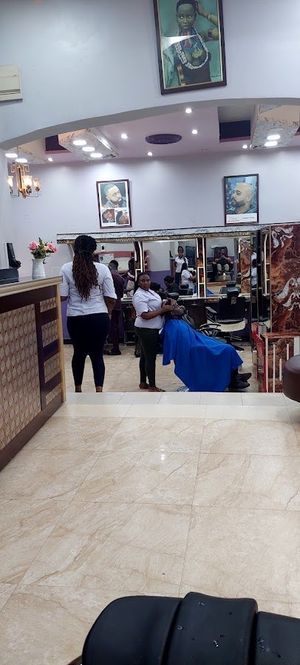 The Mystique Beauty Unisex Salon experience on LyveCity