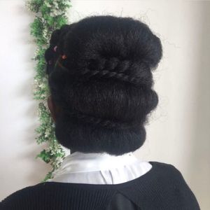 The The Makeover Place, Kyambogo experience on LyveCity