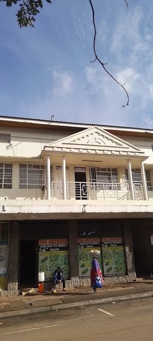 The JE FAIS Courier services experience on LyveCity