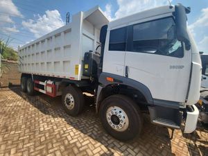 The JE FAIS Courier services experience on LyveCity