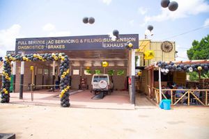 The Fixnrev mechanics experience on LyveCity