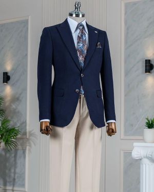 SILVER Styles Apparel image