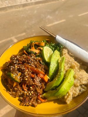 The Dangotte De Café experience on LyveCity