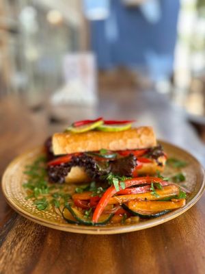 The Dangotte De Café experience on LyveCity