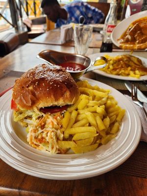 The Café Havana experience on LyveCity