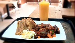 The Cafe Pora experience on LyveCity