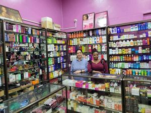 Shine N Glow Beauty Shop - London Chambers image
