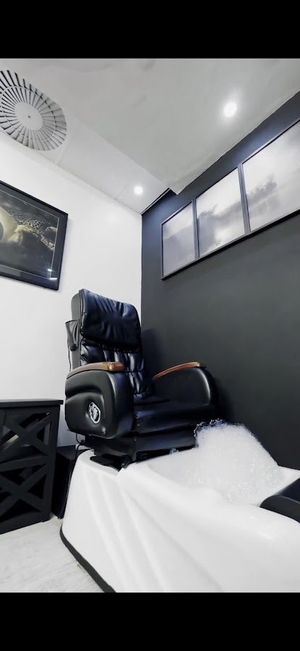 The Lifecare Salon experience on LyveCity