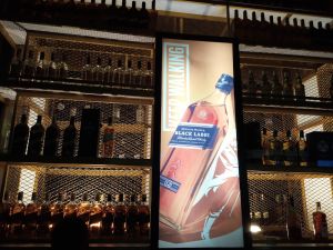 The EXO LOUNGE experience on LyveCity