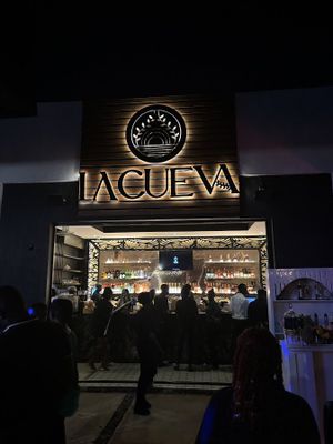 The La Cueva experience on LyveCity