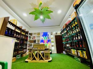 The B&S Liquor Store experience on LyveCity