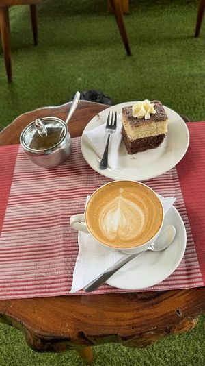 The Cafe Rays -Masaka experience on LyveCity