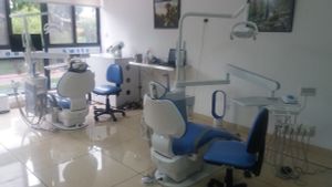 The Bhandari Dental Care experience on LyveCity